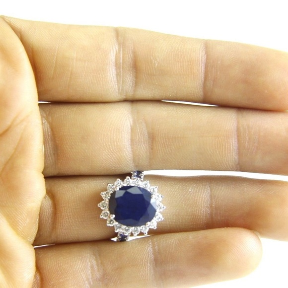 14k Gold 6.50ct Tsavorite Garnet Blue Sapphire Marquise Cut  Saphire w/Diamond & Sapphire Accents 6.50Ct 14k WG